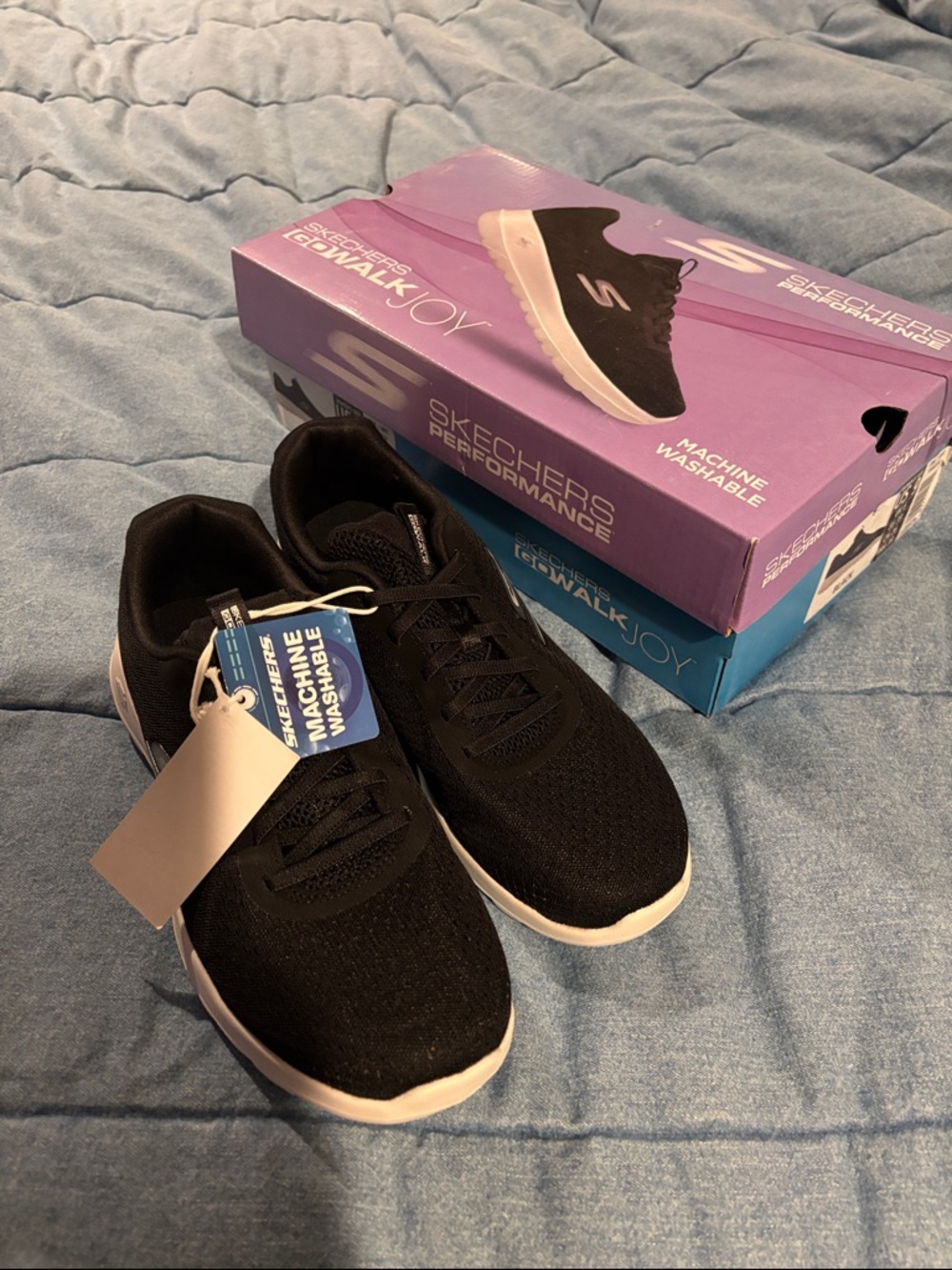 NWT Skechers Go walk joy performance Black  Slip-On Athletic Shoes White Soles 9
